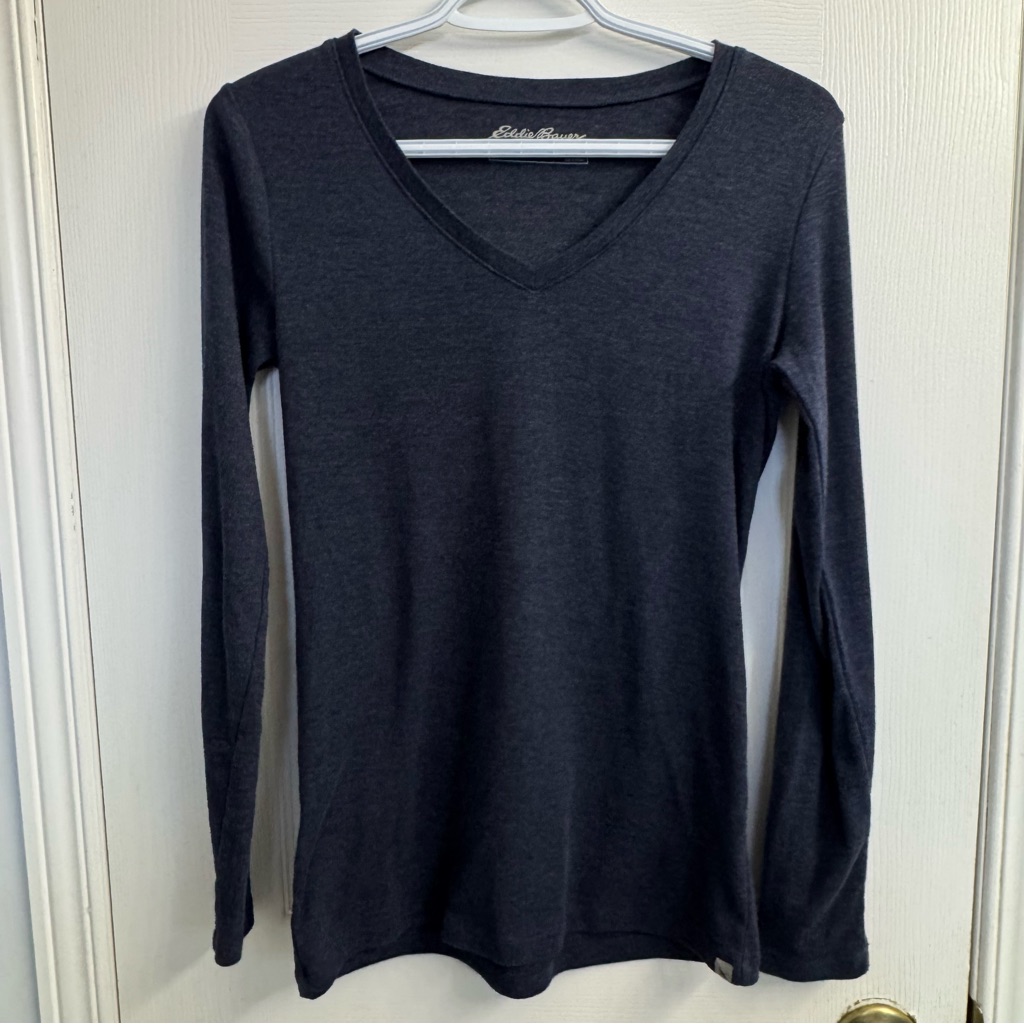 Eddie Bauer Women's Blue/Grey Long Sleeve V-Neck Top - Size M
